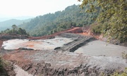 Phó thủ tướng yêu cầu khẩn trương xử lý vụ vỡ đập bùn thải ở Nghệ An