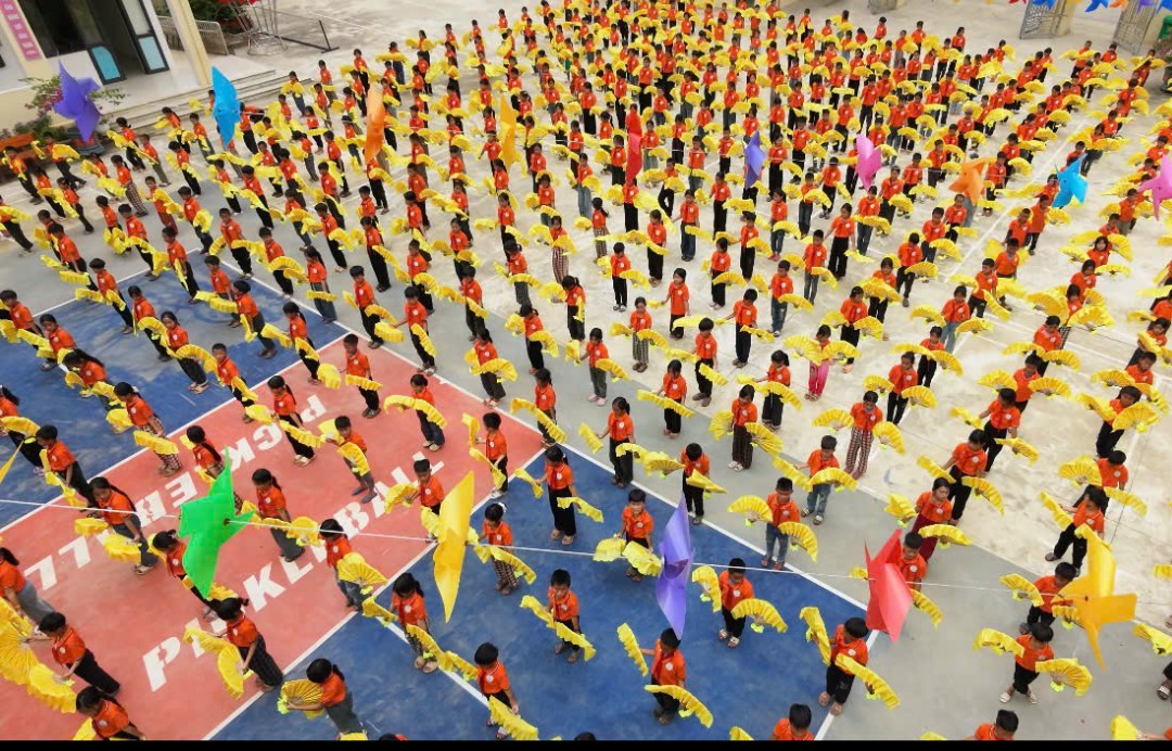 tân 4